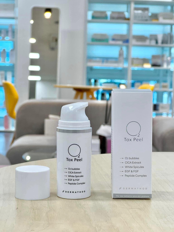 O2 TOX PEEL SPICULE PORE PEELING SERUM GIÚP TĂNG ĐÀN HỒI VÀ SE KHIT LỖ CHÂN LÔNG